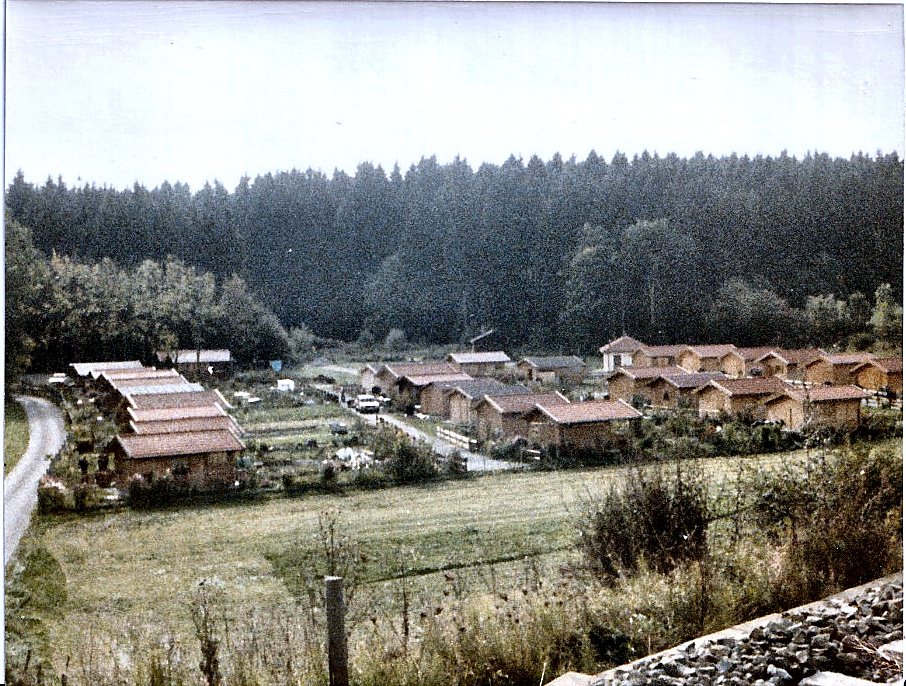 Verblasste historische Aufnahme der Gartenanlage